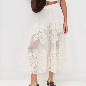 SEA New York NWT Arielle Lace Flared Pants Medium